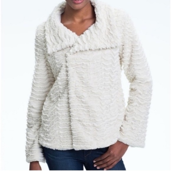 Patagonia Pelage Soft & Furry Fleece Ivory White Cozy Chic Jacket Women’s Small - Picture 1 of 11